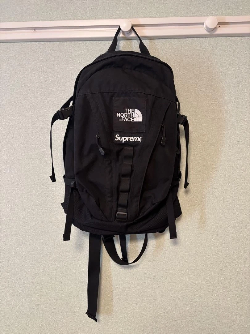 Sac à dos Supreme North Face Expedition édition limitée homme modèle rare Collaborat