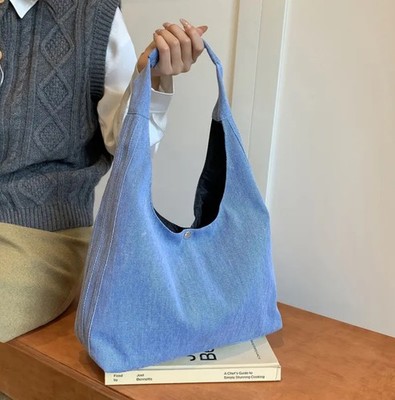 Light blue canvas shoulder bag