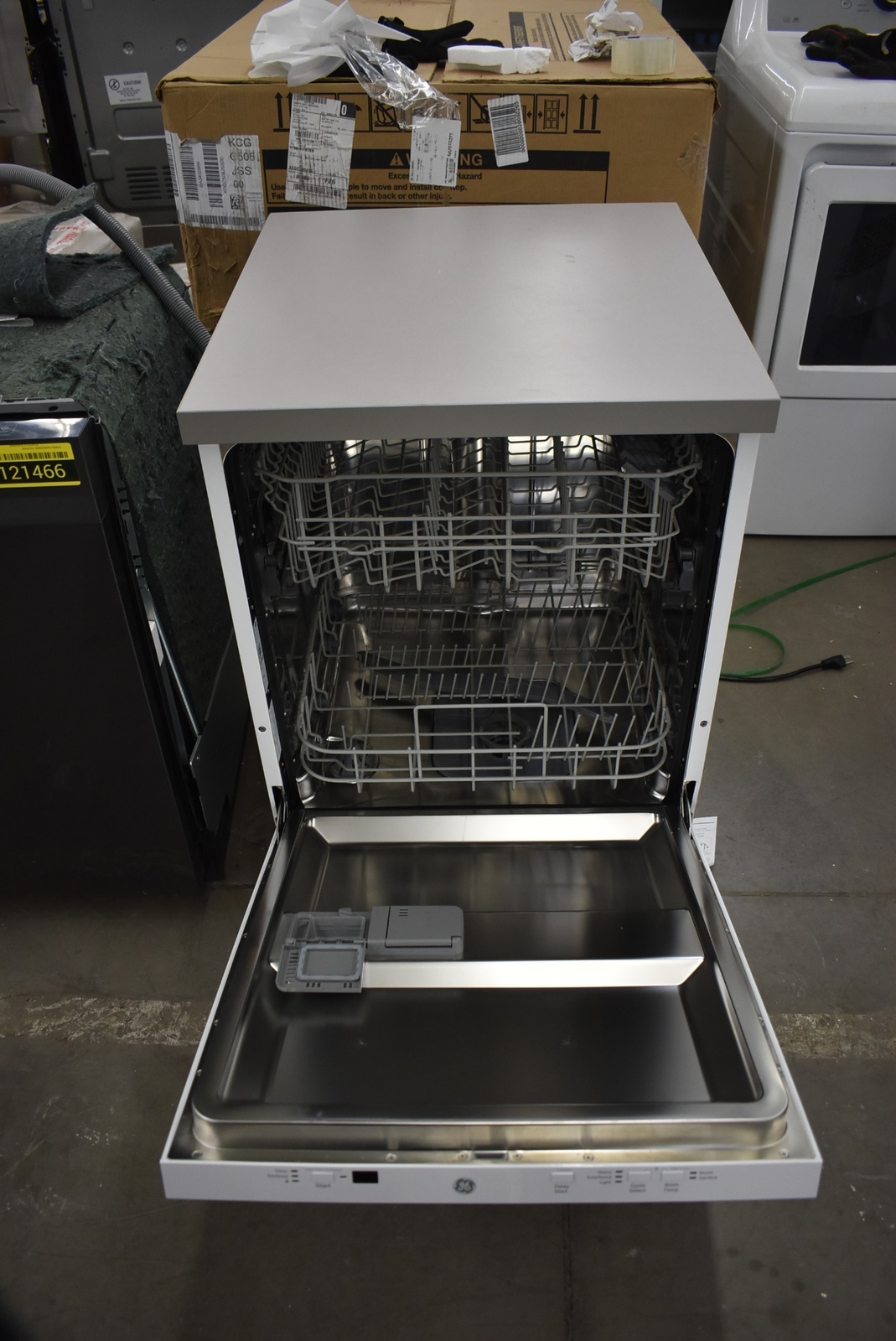 GE GPT225SGLWW 24" White Portable Dishwasher NOB 121467 eBay