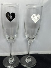 Mr and Mrs Champagne Toasting Flutes Bride Groom Wedding Wine Glasses 8.75
