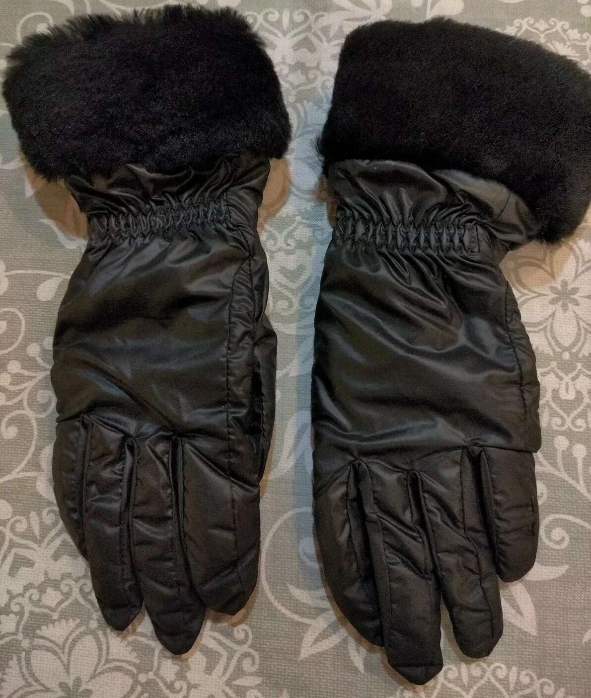 UGGS UGG FONTANNE SMART GLOVES SHEARLING TRIM BLACK S/M women's mitten leather