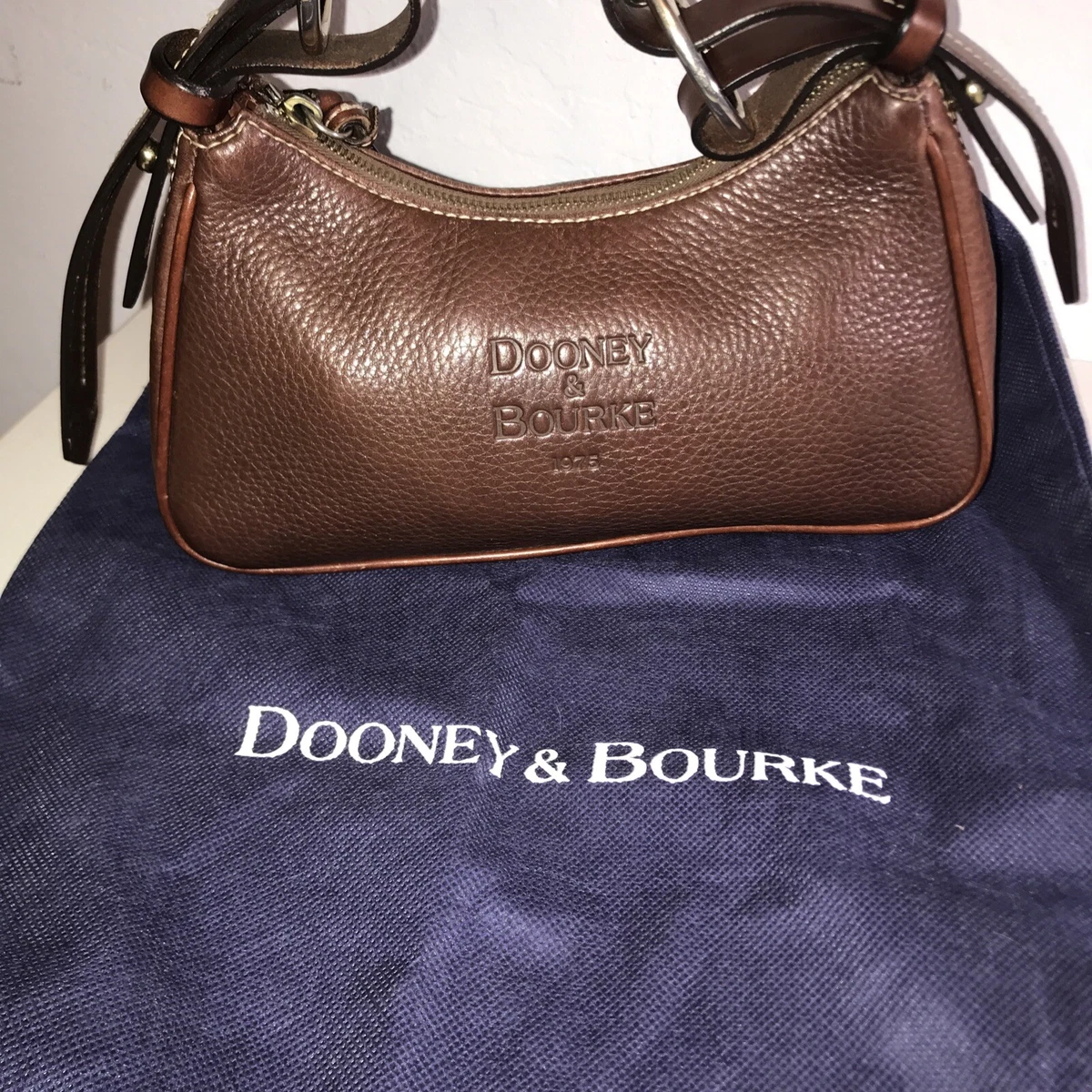 Dooney and bourke handbag deals quality