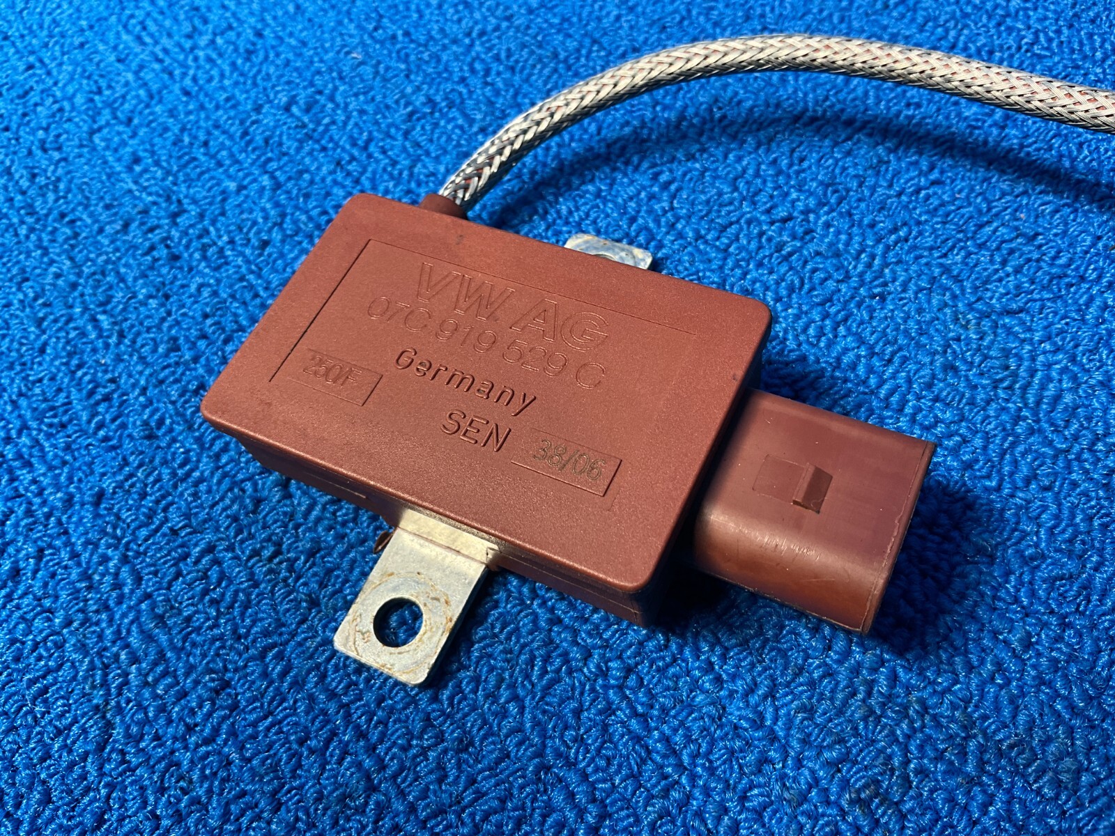 2003 - 2012 BENTLEY CONTINENTAL GTC EXHAUST TEMPERATURE SENSOR RED OEM