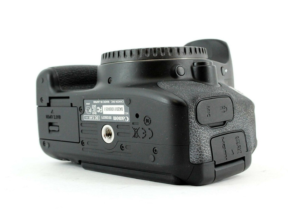 Canon EOS 650D / Rebel T4i 18.0 MP Digital SLR Camera - Black