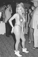 Vintage UNIDENTIFIED MODEL Original B&W 35mm Film Negative