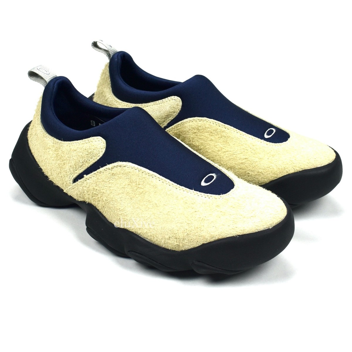 NWT Brain Dead Oakley Factory Team Flesh Sneakers Sand Navy US 9.5 