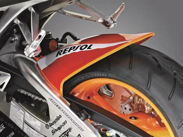 2011 outlet repsol 1000rr