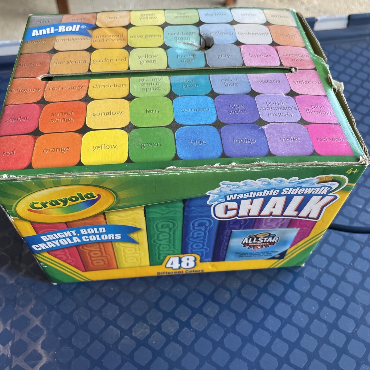 Crayola Washable Sidewalk Chalk, Assorted Bright Bold Colors, 48/Box New  Damaged