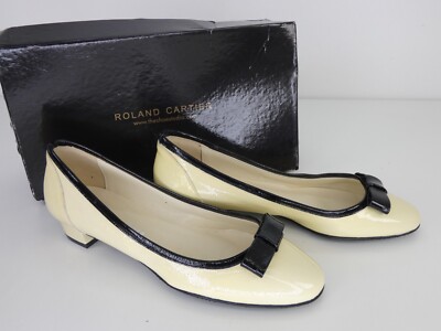Roland Cartier Schuhe Ballerinas creme Lackleder Schleife niedriger Absatz UK 5 EU 38