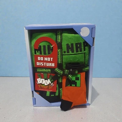 DIVAS WORLD Minecraft Kinder Spiel Nacht Schlaf Set Pyjama Socken Türhänger Geschenk