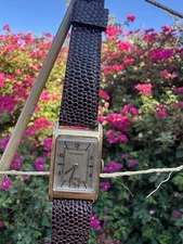 Vintage CONCORD 14k Solid Gold Mens Watch