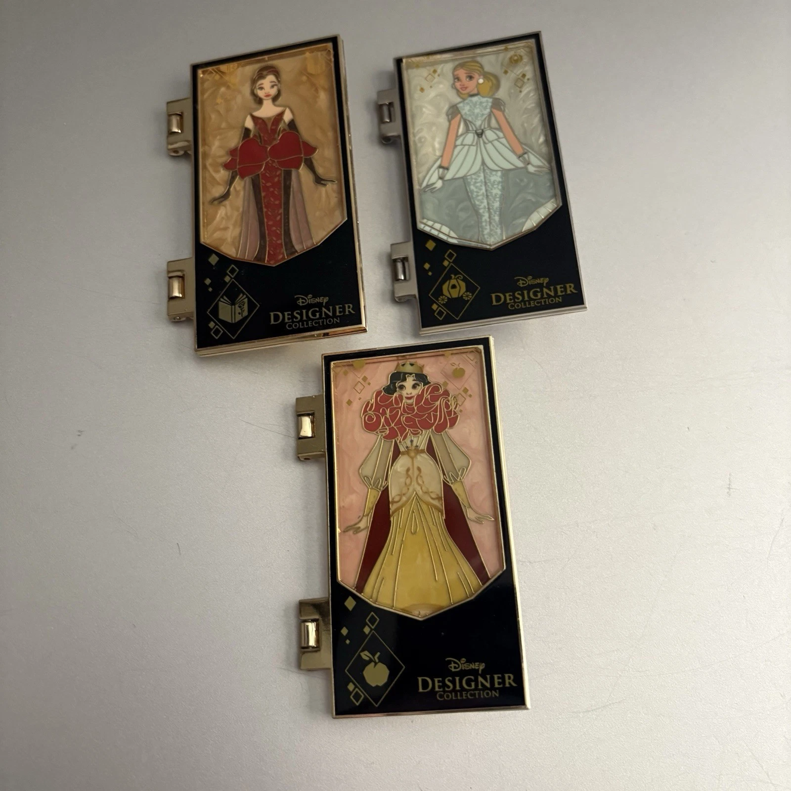 Disney Snow White Ultimate Designer Princess Collection Hinged Pin 2022