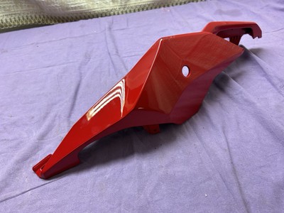 Heckverkleidung links 77241-MKY-D500 Honda CBR 650R 2020  R2-036.