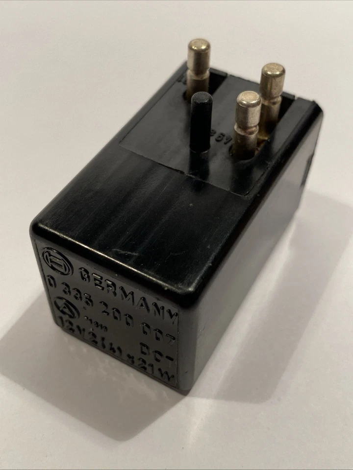 RELÉ INTERMITENTE PELIGRO DE TRABAJO MERCEDES W108 W109 W114 W115 W116 BOSCH 0335200007 Foto 2 de 4