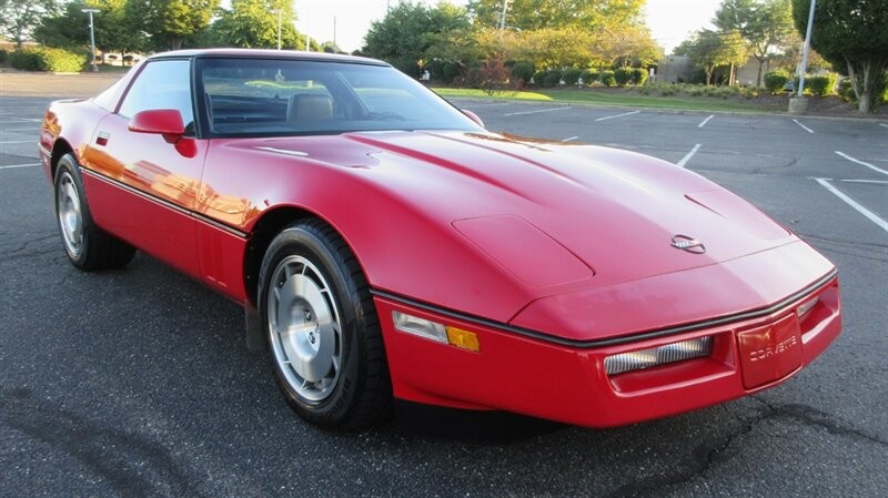 1986 Red Chevrolet Corvette   | C4 Corvette Photo 6