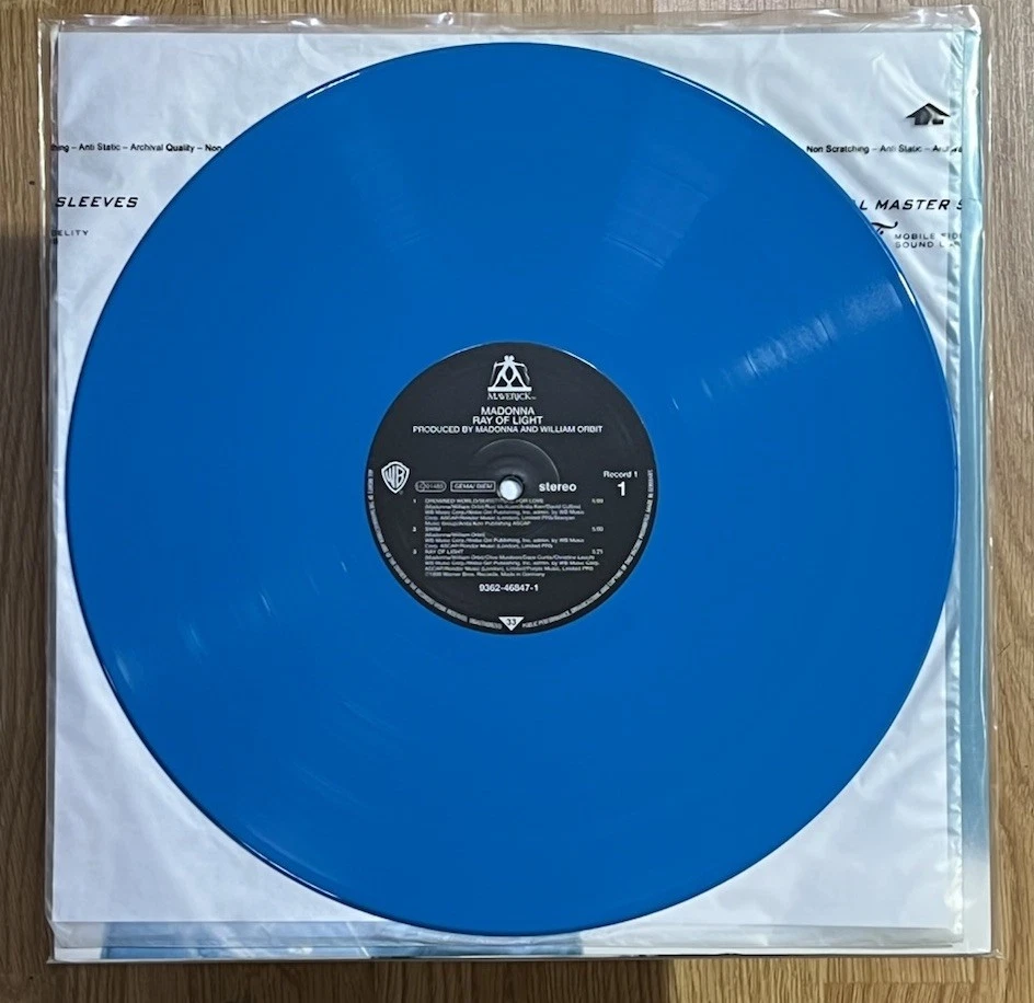Madonna Ray of Light Vinyl Limited Edition Blue 2LP Sainsburys - Image 2 of 4
