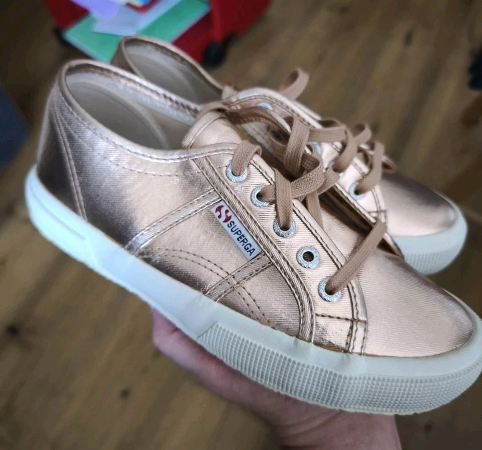 Superga 2750, foto 2 di 4