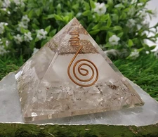 🔥Orgone Pyramid with Clear Quartz Crystal and Healing Coil Quartz Point🔥