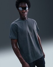 NEW Men's Size S Nike Dri-Fit ADV Stride Reflective Running T-Shirt Blue Tee