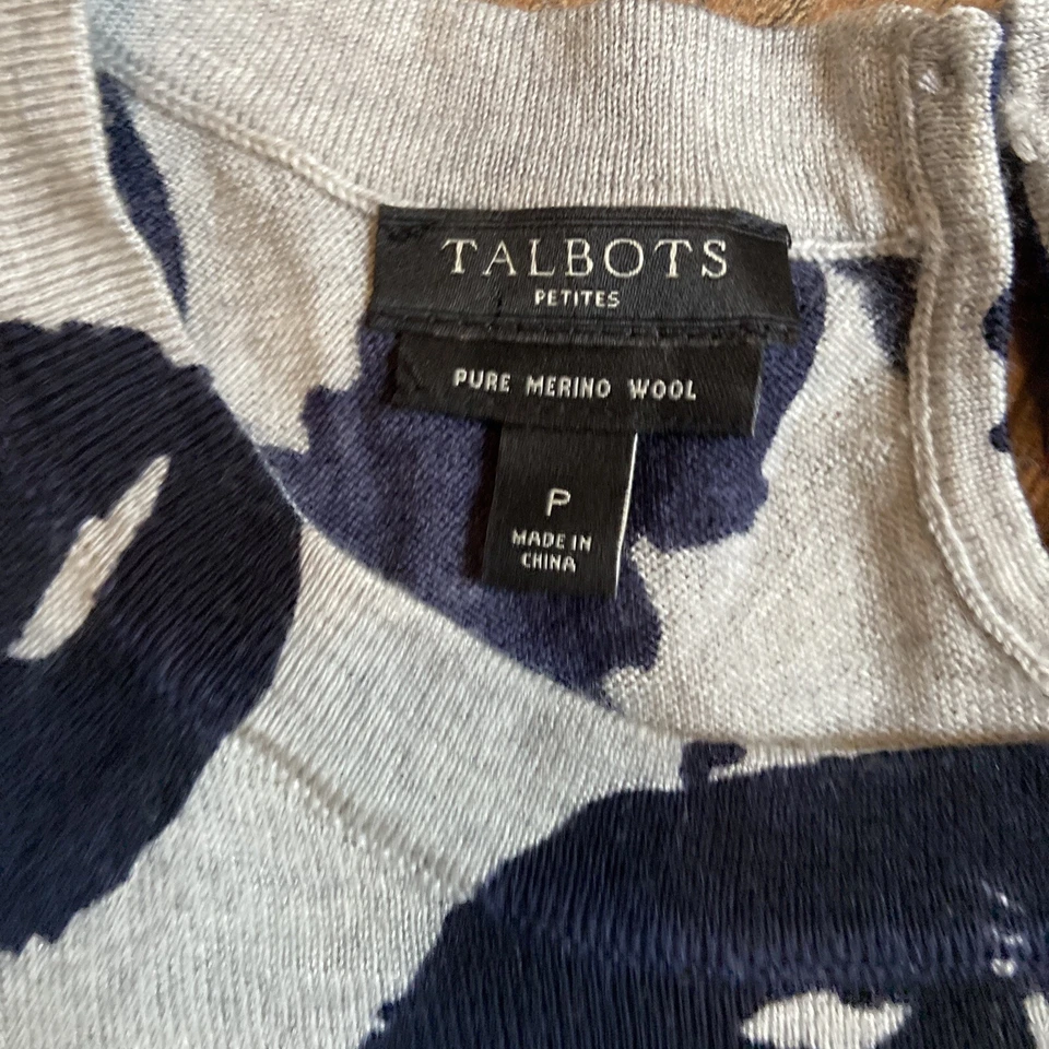 Talbots | Suéter fino ligero 100 % lana merino negro rosa sobre gris mascota pequeña Foto 2 de 4