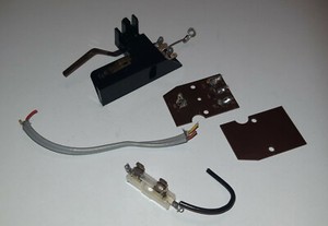 Bauteile/Ersatzteile (Elektrik) für Plattenspieler PE 720