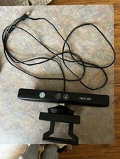 Microsoft Xbox 360 Kinect Sensor Bar. Tested/Works! W TV Mount 1414