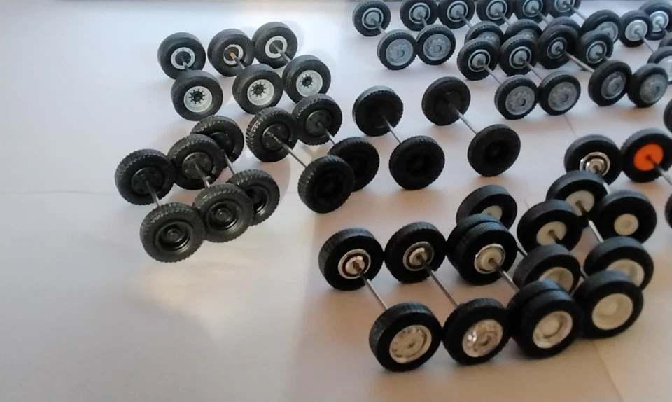 HERPA/AWM verschiedene Radsätze Vorder-/Hinterachse LKW, 1:87, gebraucht, o. OVP - Bild 3 von 4