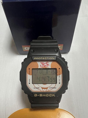 CASIO G-SHOCK ディズニー 30周年記念DW-5600VT s-l400.jpg