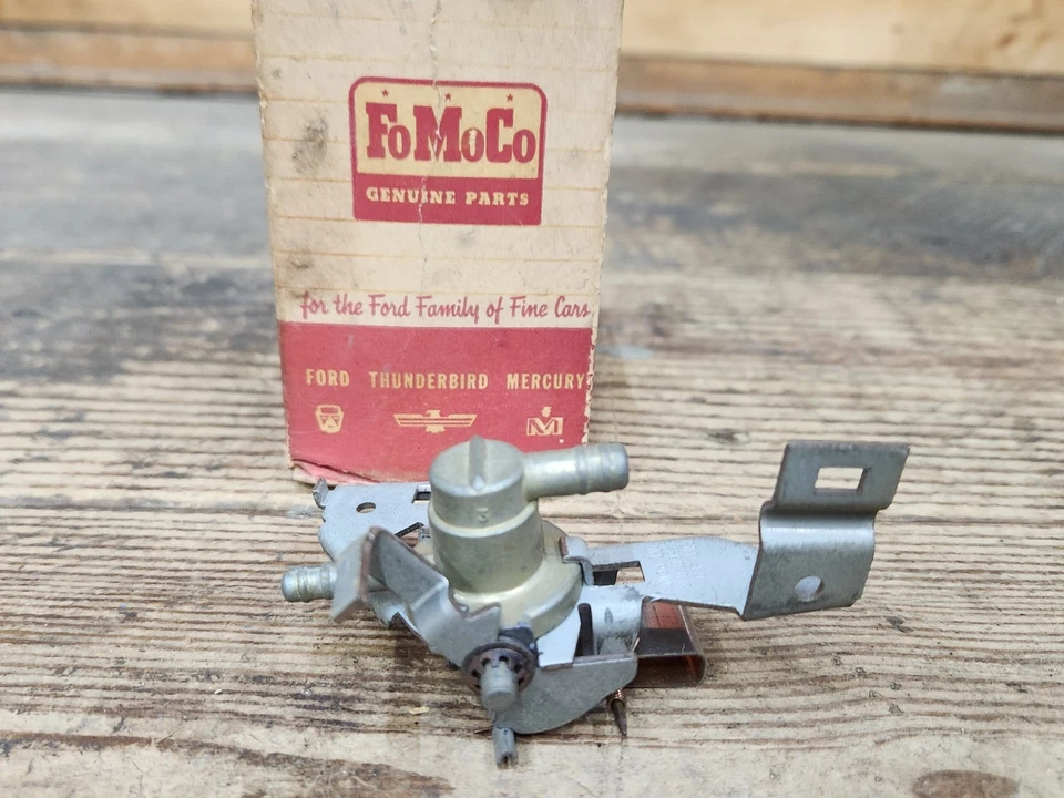 NUEVO 1957-58 MERCURY FORD 58-60 T-BIRD 58 EDSEL VÁLVULA DE CONTROL DE CALEFACCIÓN B7A-18502-A Foto 2 de 4