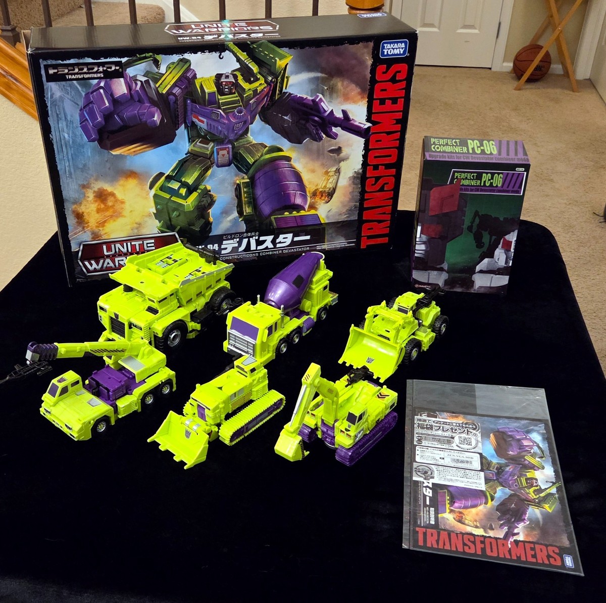 PRISTINE Takara Transformers Unite Warriors Devastator W/ Perfect