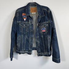 Levi  s Premium Men  s Distressed Denim Trucker Jacket Patches Colorado NY Size M