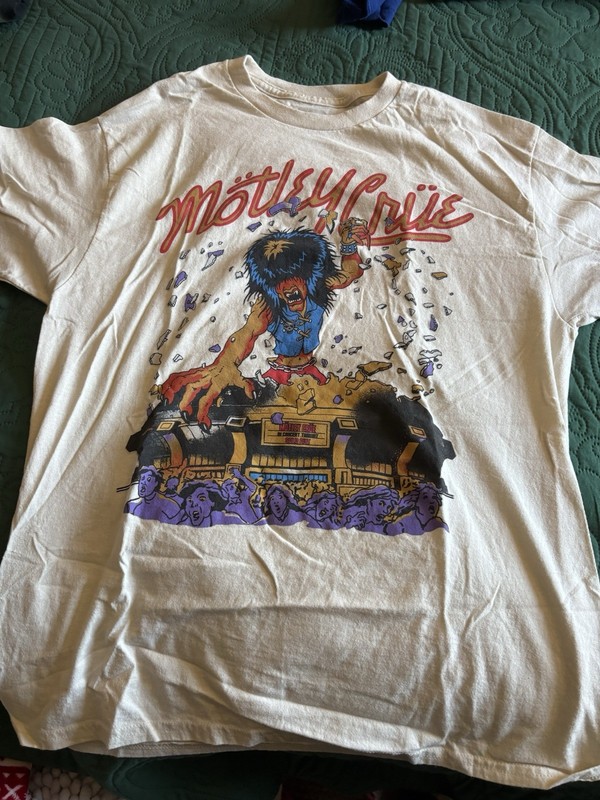 motley crue forever 21 t shirt