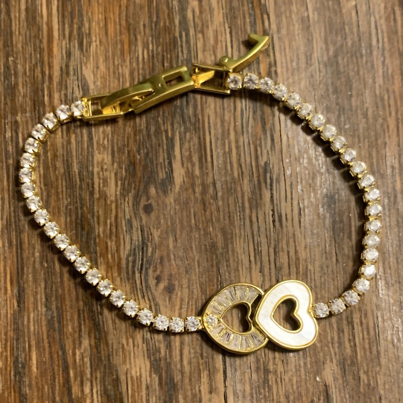 Gold Tone Tennis Charm Bracelet Heart Centerpiece Round Clear Crystal Stones