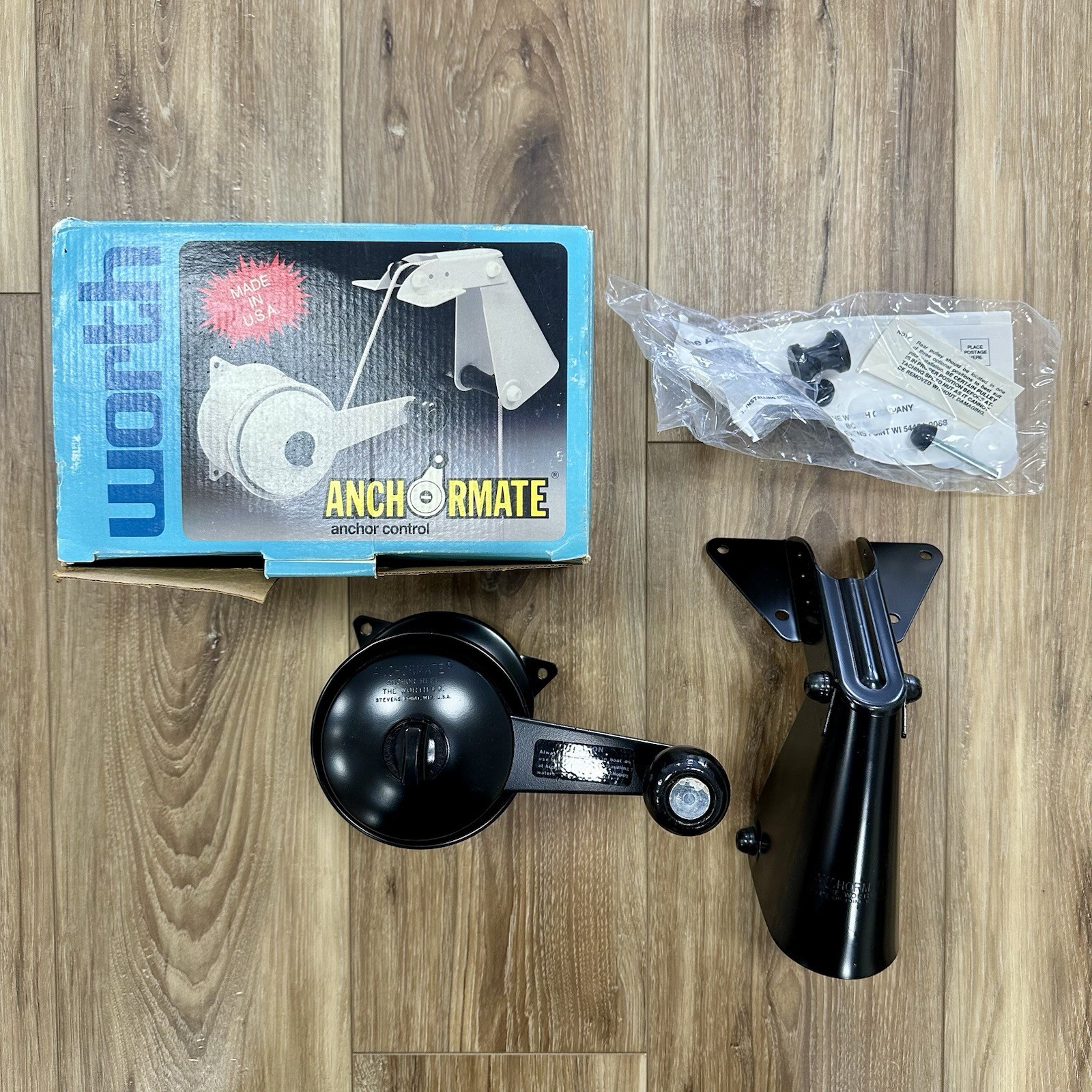 Worth Anchormate Anchor Control 15036 No. 100 Anchor Reel No. 50 Bow Fixture New