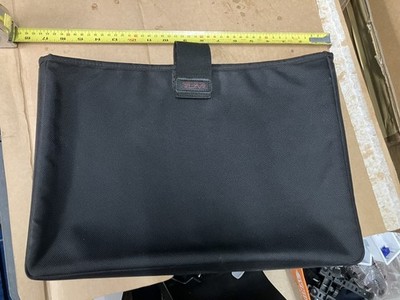 Tumi Black Padded Laptop Sleeve Case Cover RRP£90
