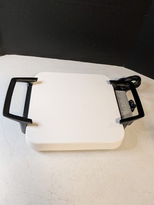 Vtg Corning Ware Electromatic Skillet Model P-12-ES-N White Enamel Electric 10''
