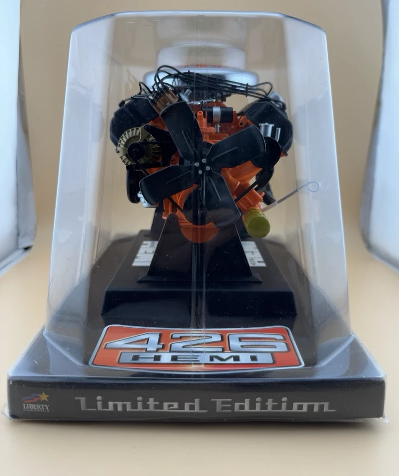Dodge 426 V-8 Hemi Engine Block 1:6 Scale Car Motor Liberty Classics 84023 NIB - Image 2 of 4
