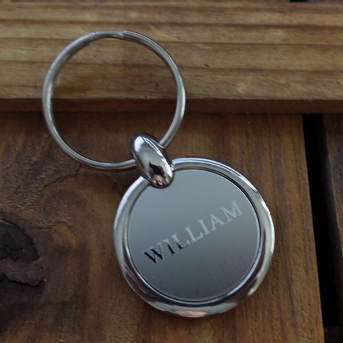Schlüsselanhänger William personalisiert Schwermetall rund edel Name Geschenk - Bild 2 von 6