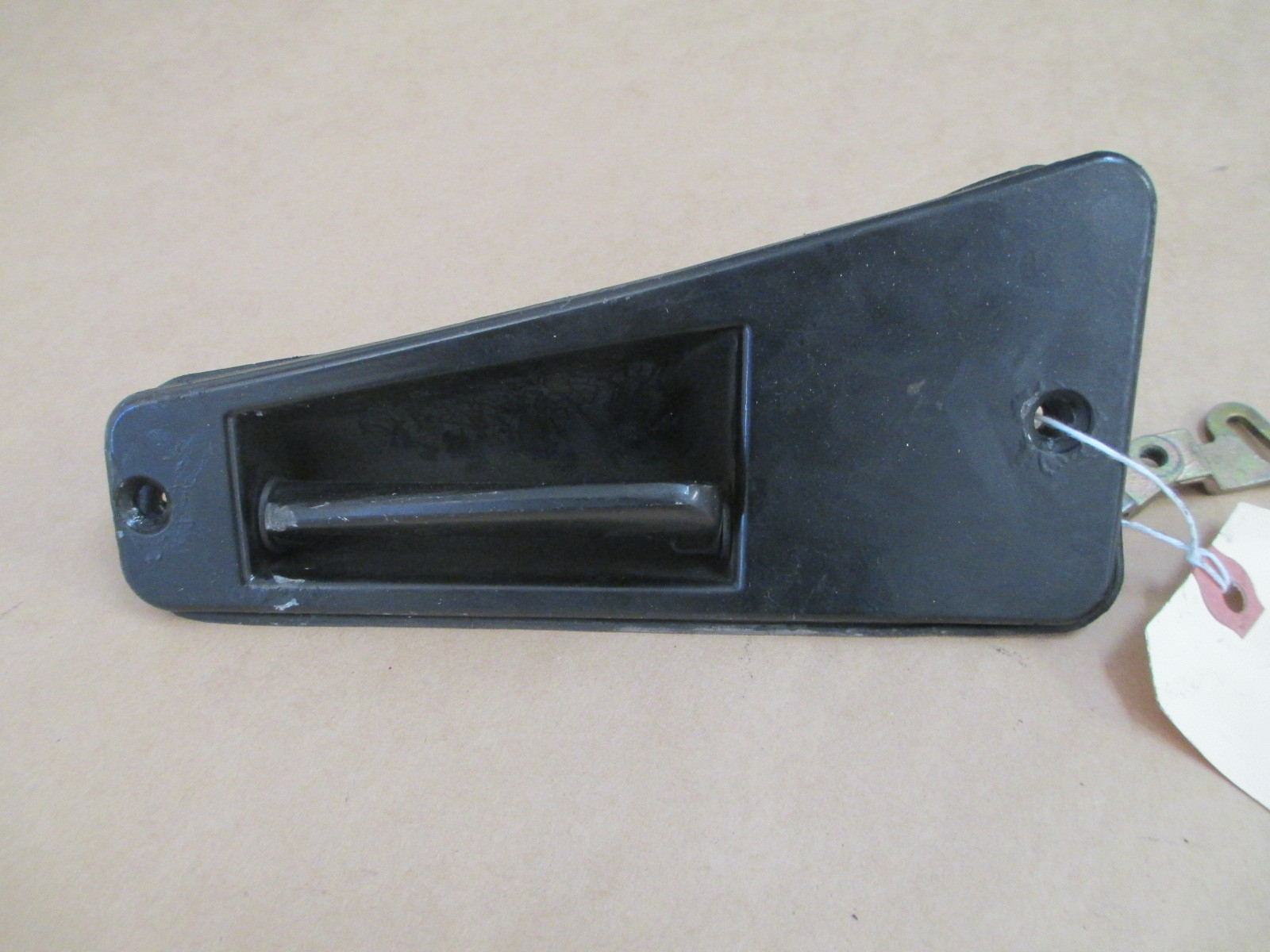 Ferrari 512 TR, 512 M Testarossa - RH Outer Door Lock Handle # 61506600