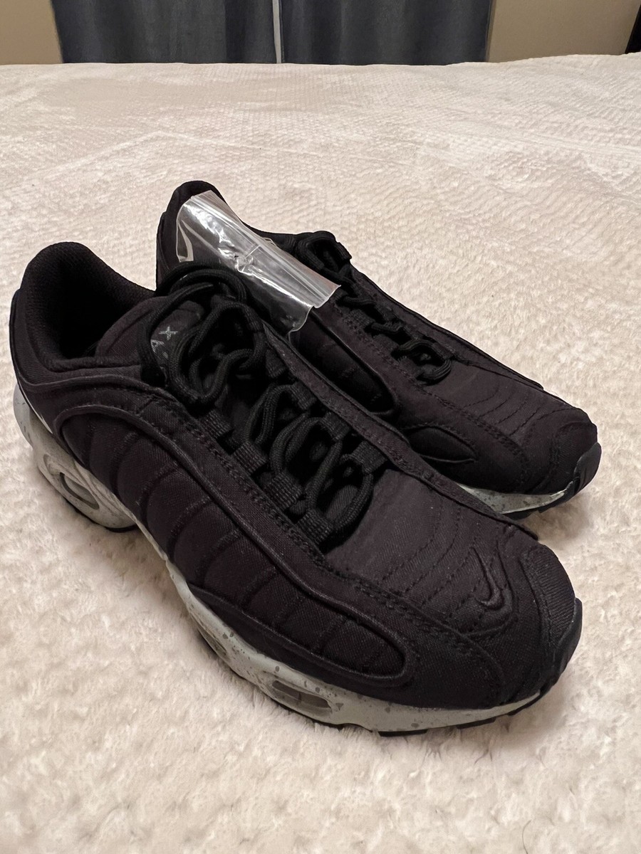 Nike Air Max Tailwind IV SP US Men's Size (4,4.5,5) Black/Wolf