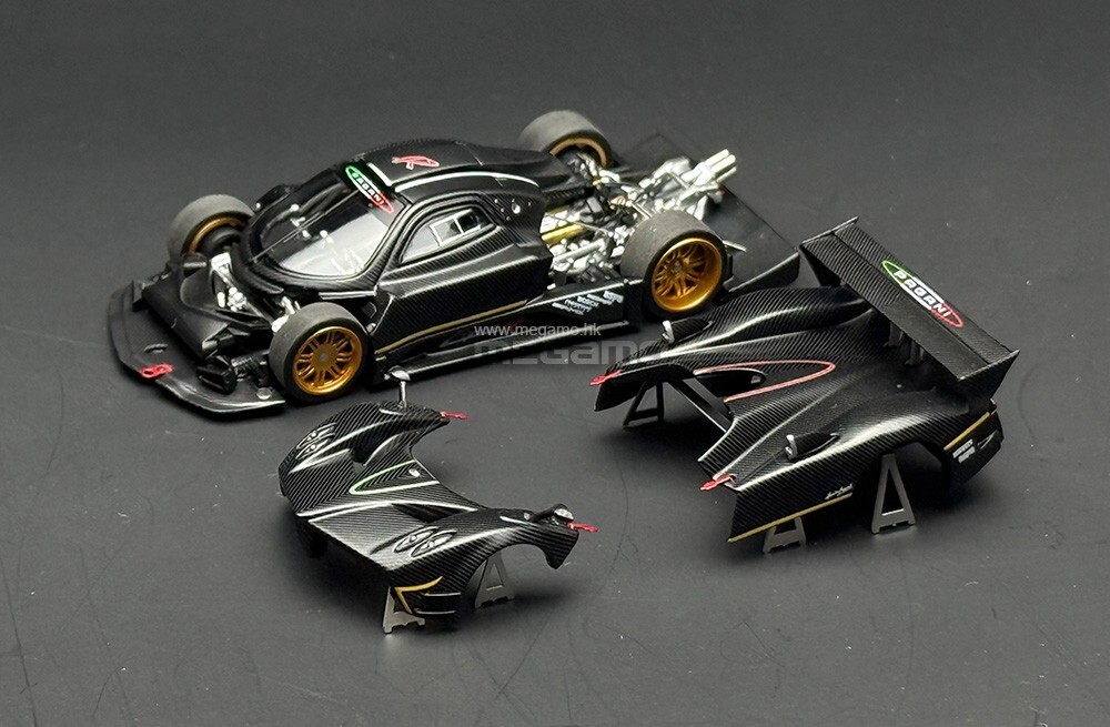 almost real 1/64　パガーニ ゾンダ R PRE-ORDER) Almost Real 1:64 Pagani Zonda R, Matte Carbon