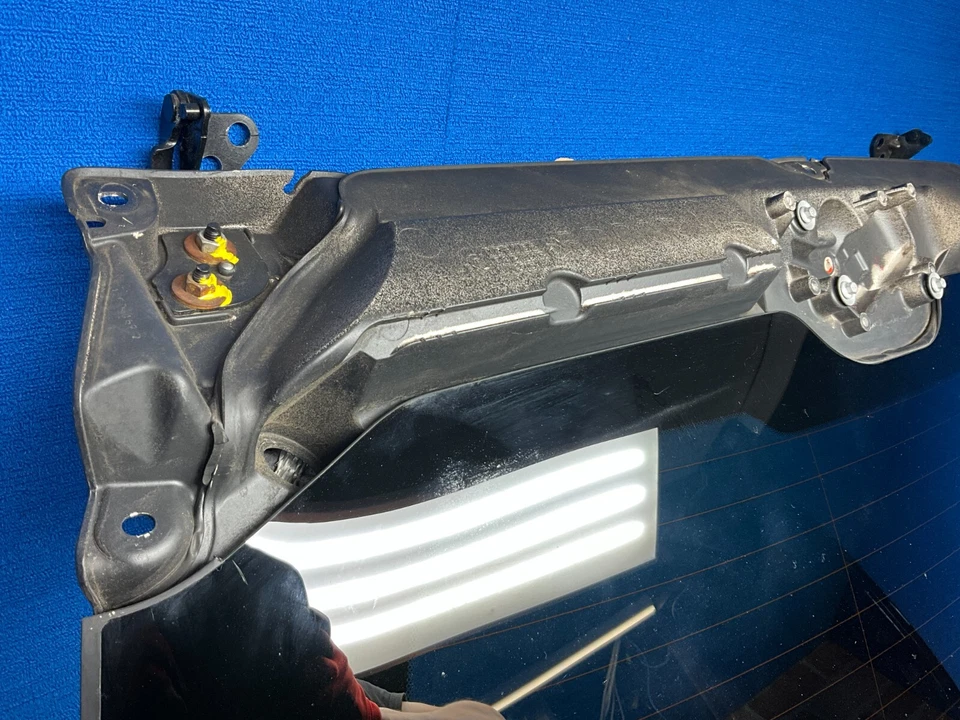 2012 - 2015 LAND RANGE ROVER EVOQUE ЗАДНЯЯ КРЫШКА БАГАЖНИКА ЛЮК ПОДЪЕМНАЯ ДВЕРЬ OEM - Изображение 4 из 4