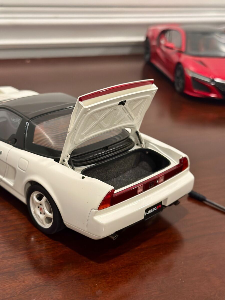Honda NSX Type R(NA1) Champion White AUTOart 1/18 | Very Honda NSX Type R(NA1) Champion White AUTOart 1/18 | Very