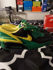Size 10 - Nike Air Max 90 FlyEase Oregon Ducks | eBay