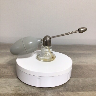 Vintage DeVilbiss No 127 Medical Nose and Throat Atomizer Glass Bottle Sprayer
