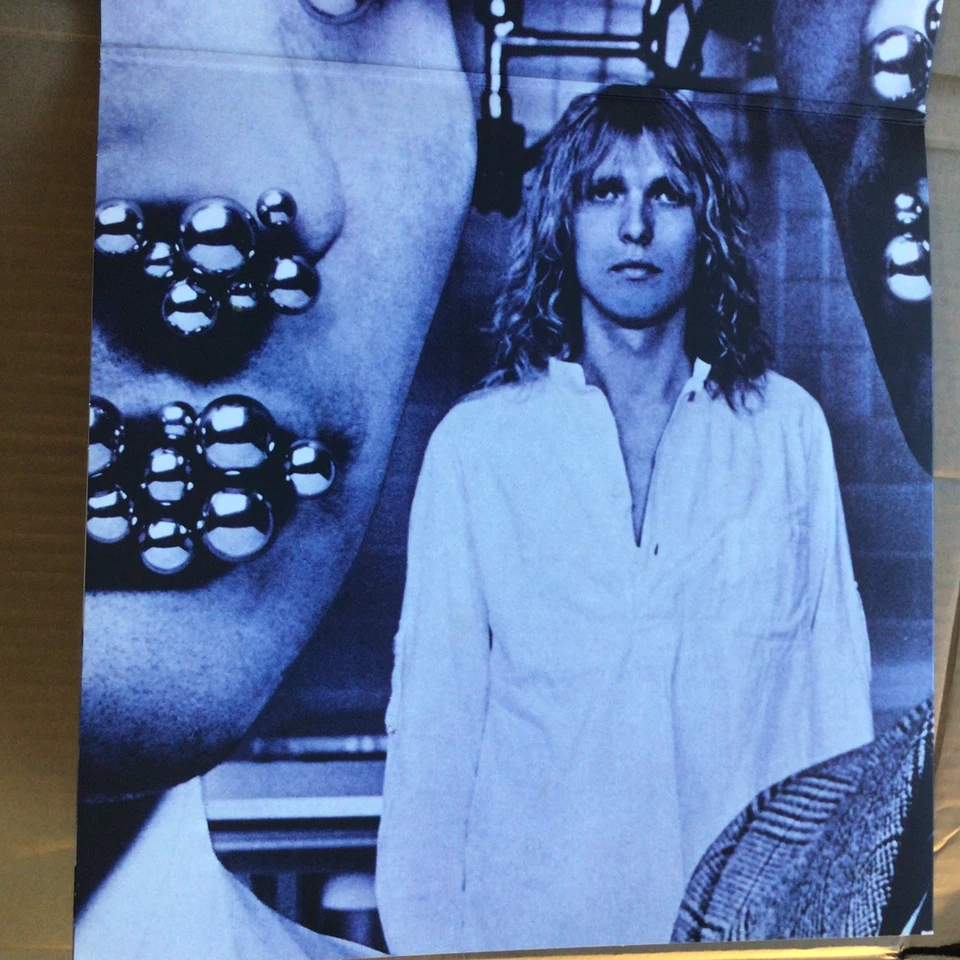 UFO - OBSESSION UK LP  Blue vinyl bonus LIVE tracks 2011 NEAR MINT - Imagem 3 de 4