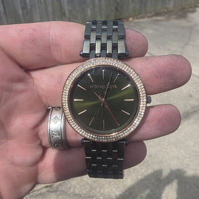 Michael Kors Black Stainless Steel Quartz Wristwatch Rose Gold Gem-Set Dress
