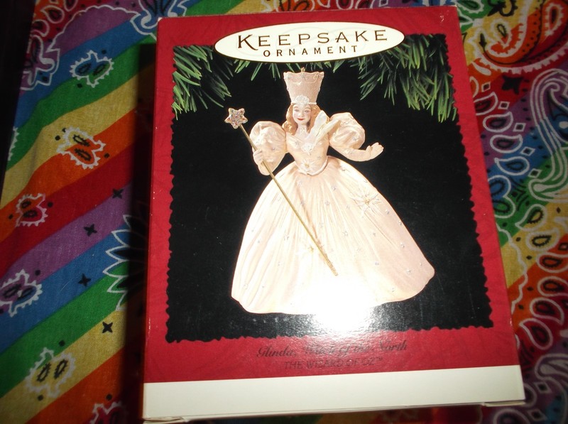 Hallmark Keepsake Ornaments-Wizard of Oz Glinda-Original Box-1995