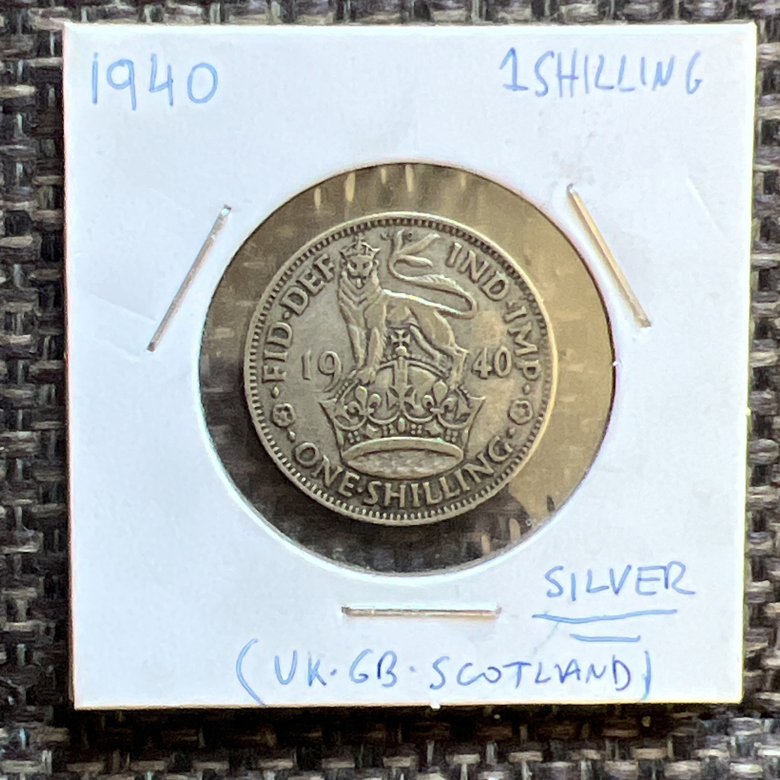 Foto 1 di 4