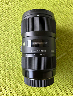 Sigma 18-35mm f/1,8 DC Autofokus Zoomobjektiv für Canon EF 72 mm